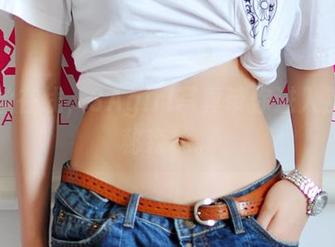 让黑丝在线，3Agirl写真带你进入那片神秘森林。