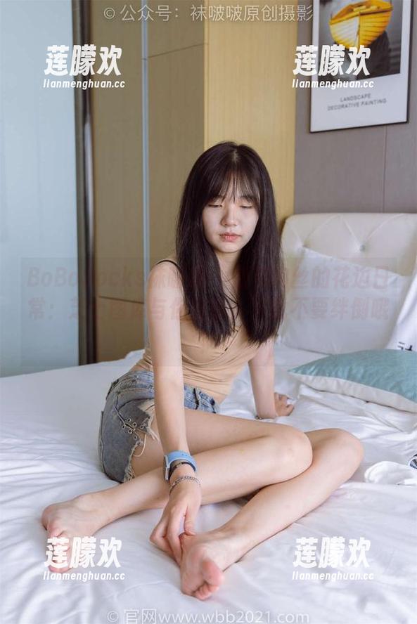 BoBoSocks袜啵啵-芝士 BoBoSocks袜啵啵 - 油亮肉丝的花边日常:芝士图库与你分享,下载不要绊倒哦!