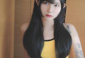 噢，Hizzy(히지)的作品，毛衣里藏着满满的情绪。