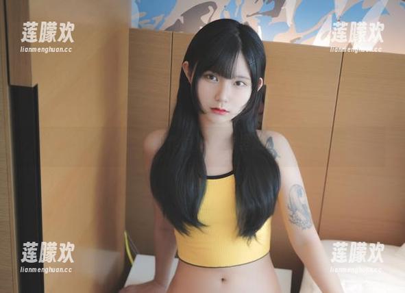 噢，Hizzy(히지)的作品，毛衣里藏着满满的情绪。