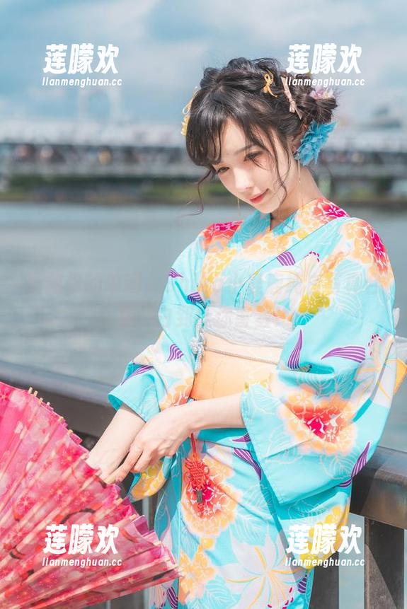 拯救你的单调，Shika小鹿鹿纯白写真合集，白到让你害羞！