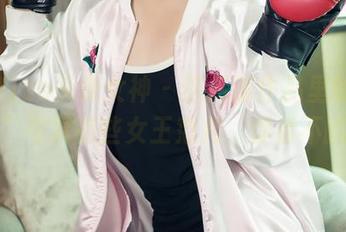 TouTiao头条女神 - 这高清作品里的“申美嫣”可真有些女王范儿，你看不腻吗？