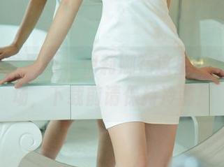 UGirls尤果网 - 伊莉娜在这里，女王的气场，下载前请保持冷静！