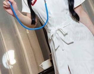 Xiuren秀人网 - 这组高清写真，看完乔伊joy姐姐，我突然觉得姐姐的定义太广阔了…