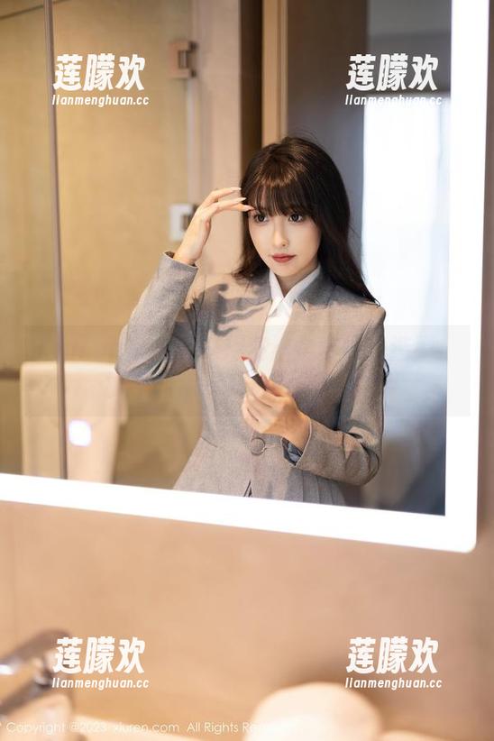 Xiuren秀人网 - 周慕汐全套修女造型：要不训练一只小天使双修？