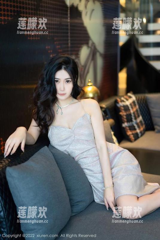 Xiuren秀人网-桃桃子 Xiuren秀人网 - 桃桃子合集:随性女孩的日常,咋就这丫头的壁纸了呢?真奇怪!