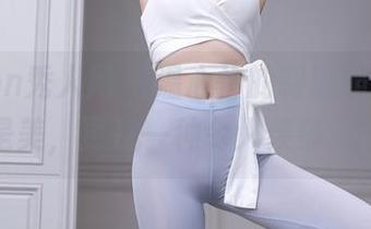 Xiuren秀人网 - 温心怡的制服照片，不止是美，更是一种令人羡慕的气质