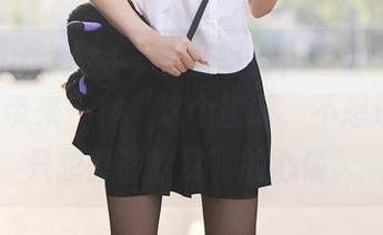 Xiuren秀人网 - 全套写真，陶喜乐_lele给我带来一种“这个圣诞，不想进厨房只想静静欣赏”的心情。