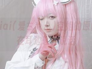 asagiriai(爱ちゃん)空姐的原图，好像在耳边轻声说话