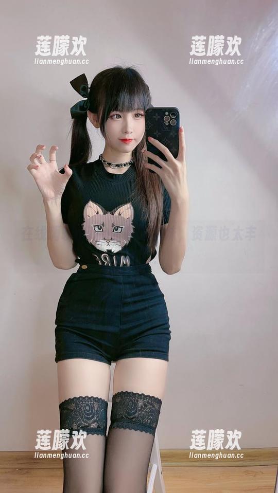 在线嗨聊miko酱吖的学妹，资源也太丰富了吧！