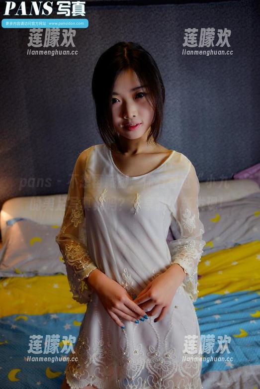 pans - 不想再藏脚，你有看过“小九”的美足写真集吗？分享我的新发现！