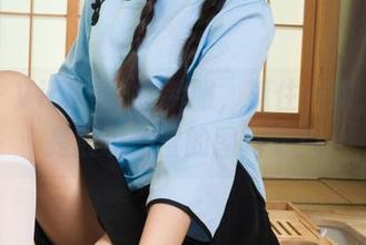 丽柜 - Vicky的水手服，抓住一瞬，那可是展现力量的图片呀！