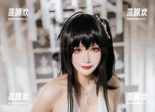 兔胖胖min，照了一整个下午的清纯美图，来感受单纯的时光吧