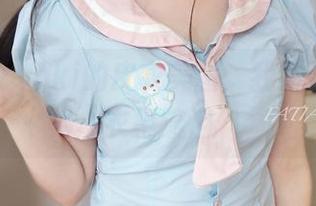 发条少女yoki的皮衣美图：我愿意为她的衣柜流泪