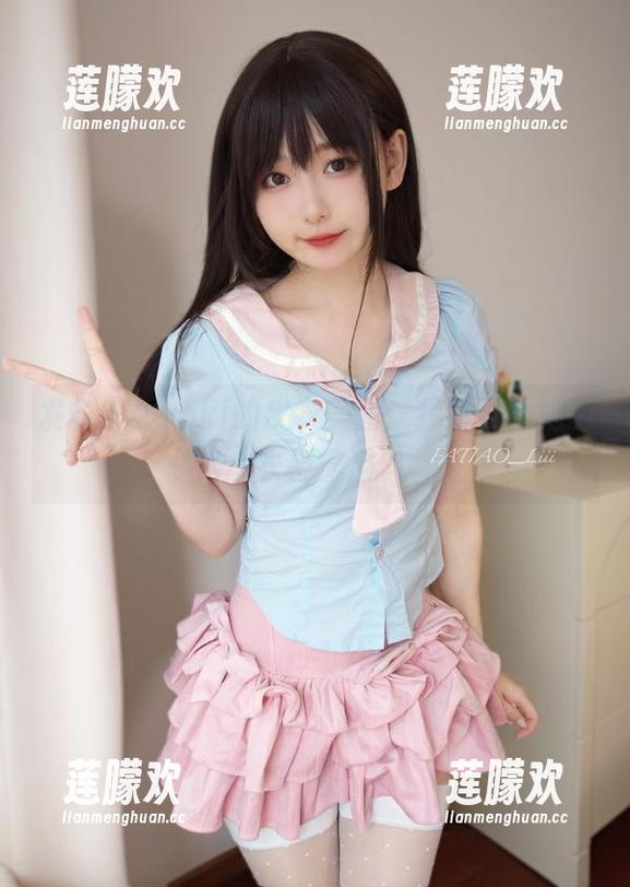 发条少女yoki的皮衣美图：我愿意为她的衣柜流泪