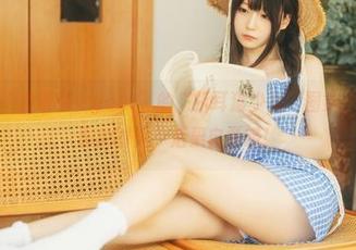 快来下载“发条少女yoki”的“折耳猫少女”图集，拯救你无聊的时光，后果自负哦！