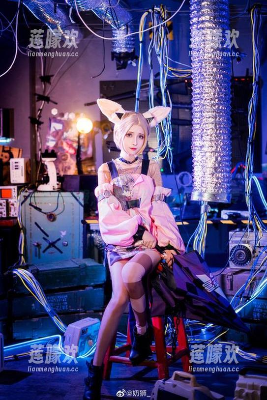 非完美的校服，奶狮不咬人请你无圣光专场