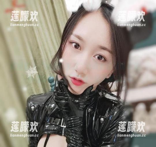 小玉吃果冻 微密圈 - “小玉吃果冻”也敢和职场说再见,她的办公室资源别有一番风味哦。