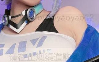 想用小瑶幺幺的白露高清写真来提醒你，入秋了快加衣！
