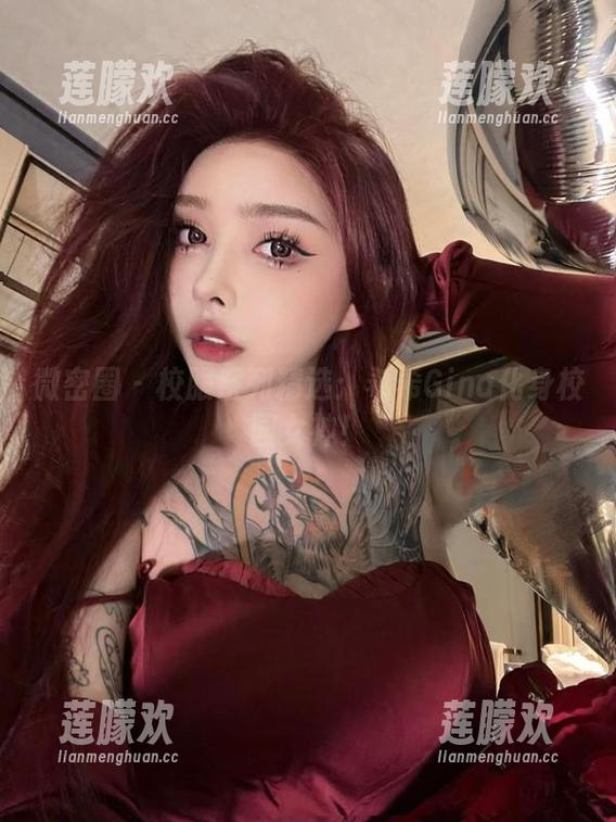 微密圈 - 校服系列精选：希希Gina化身校园女神！