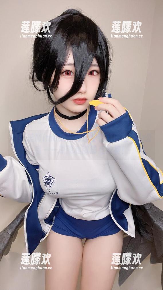 弥美Mime 看弥美Mime如何用职业装制服整个办公室——原图和图册惹的祸!