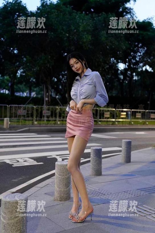 徐珺大哥 微密圈 - 徐珺大哥:睡衣?那是伪装,高清下载让你发掘他真正的“家中战袍”!