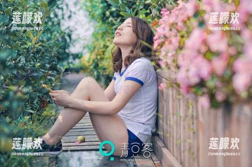 推女神 - 杨上萱裸足大合集——让脚丫子成为主角，谁说只有脸才好看？