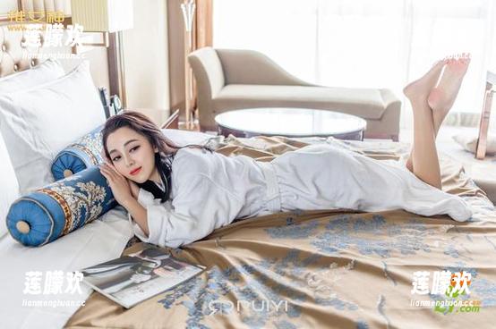 推女神 - 女仆转身，汪佩妮写真原图走一波