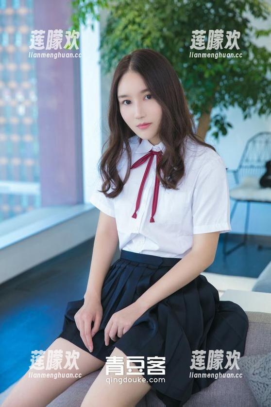 推女神-黄可christine 推女神 - 黄可christine是泳池的女神,网盘不放过,下载安排!