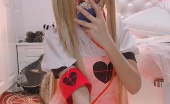 看原图，摇摇乐yoyo的Fantia-2019年会员订阅里隐藏了什么，反转就来了？