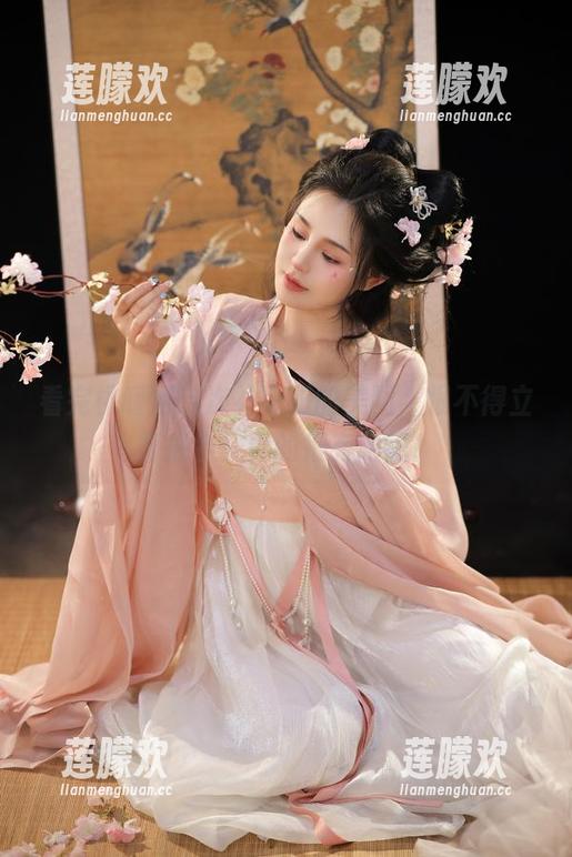 桃暖酱 看完桃暖酱这次补习班的美图,恨不得立刻报名!真的很有意思!