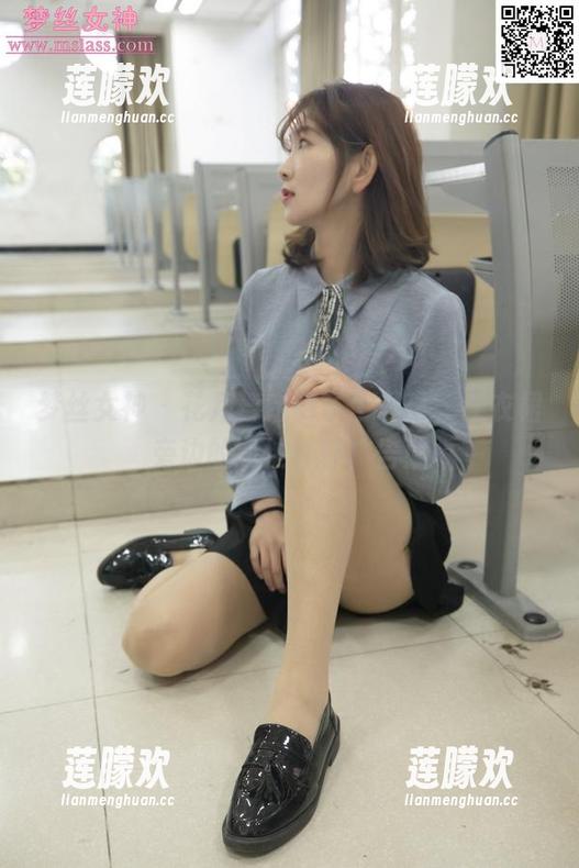 梦丝女神 - 花月舞定制了个写真，连衣裙旁边的我忙着打广告！