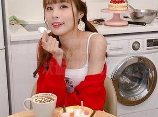 泥泥汝一身睡衣，原图下载，果然不愧是喜欢偷懒的美女！