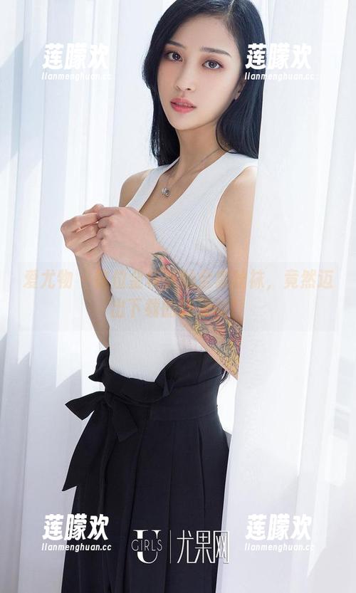 爱尤物-金梓馨 爱尤物 - 这位金梓馨的全套丝袜,竟然迈出下载的新步伐!