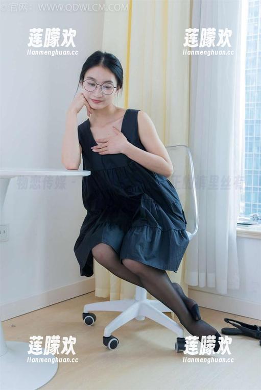 物恋传媒-小竹 物恋传媒 - 看小竹写真,真正的裤里丝有多少人见过!