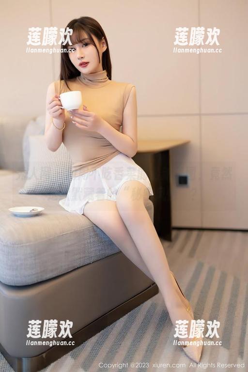 秀人网 - 周周不吃香菜的最新美图，竟然是默默藏着的“秘密风情”？