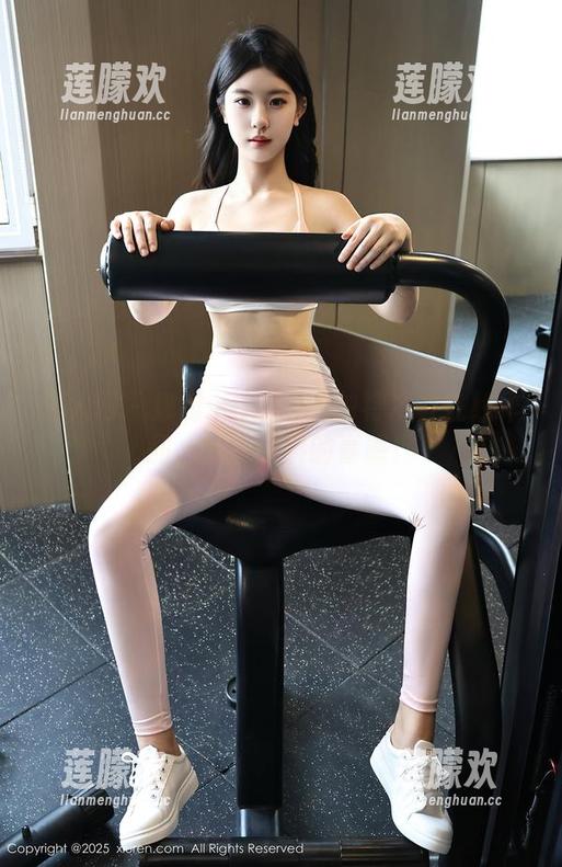 秀人网-娜露selena 秀人网 - 娜露selena的独特浴缸在线作品,出乎意料的喜感!