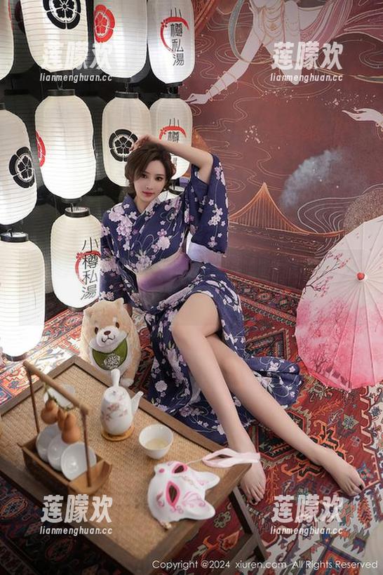 秀人网 - 光油闪闪，林文文的全套图包为你的眼神注入灵动气息。