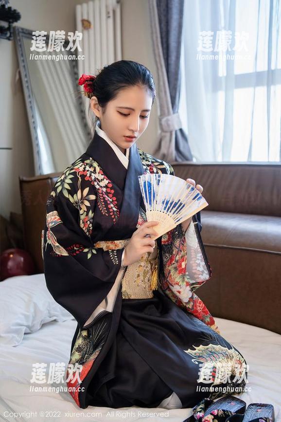 秀人网-梦心玥 秀人网 - 作品里光影游走,梦心玥与豹纹竟那么和谐。