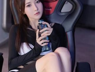 秀人网 - 楚恬Olivia的尺度在哪？自拍作品集更新中，快来验收她的‘无敌脸’！