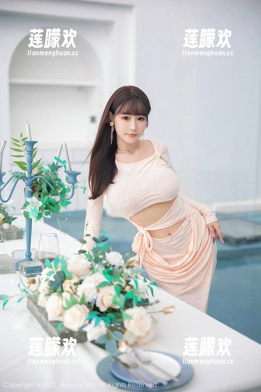 秀人网-麻吉小兔子 秀人网 - 更新里麻吉小兔子和蕾丝,原图什么的,慢一点看,细节满满。