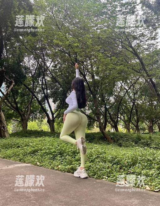 微密圈 - 下载艾拉·isla的温柔，这照片真的是让人难以抵挡的软绵绵