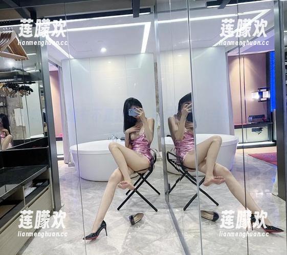 微密圈 - 睡衣不是犯罪，葛征的私拍合集让人想藏进棉被里！