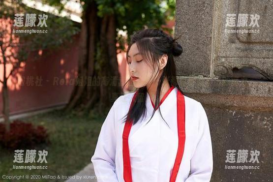 蜜桃社 - Rola姐姐的高清套图，每一张都有种说不出的魔力，真让人留意。