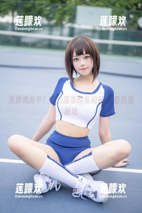 资源疯抢中！蜜汁猫裘的私拍JK，看完想撞墙