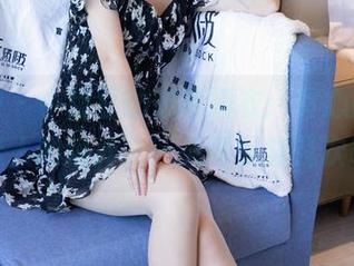 袜啵啵 - 小甜豆的定制睡衣：真心问，这种迷人的模样，一天可以穿几次呢？