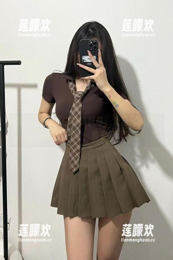 陈佩奇 微密圈 - 写真中的陈佩奇,双马尾加持,少女心炸裂,快来打卡!