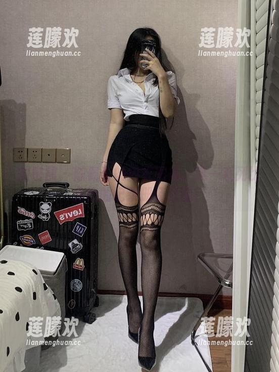 微密圈 - 陈佩奇的内衣图集：这一系列比我妈的记录册还详细！