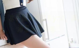 魅妍社 - 水手服大奶昔Kyra，难道你是海里来的仙女？