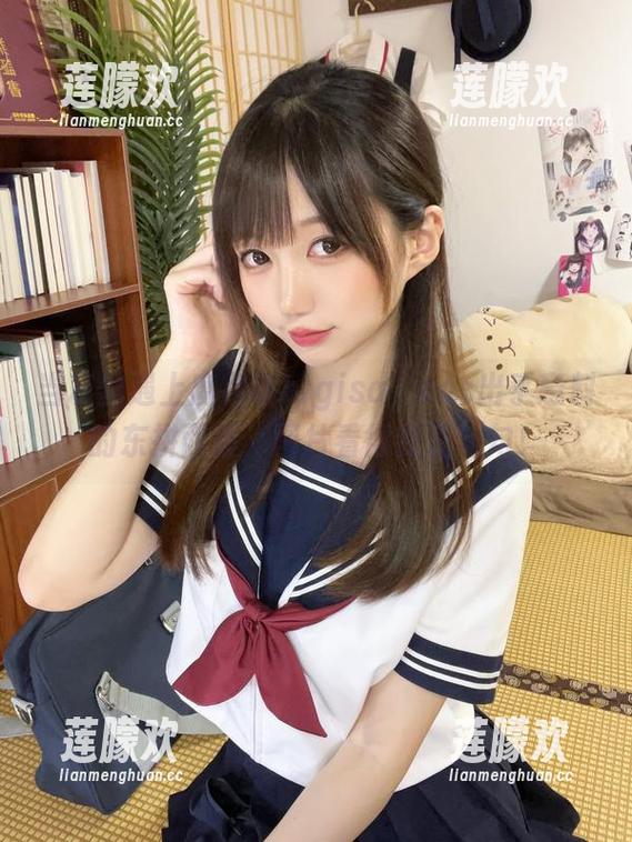 当灰丝遇上魔物喵nigisa，cos出乎意料的东拼西凑，图片看得我直勾勾！